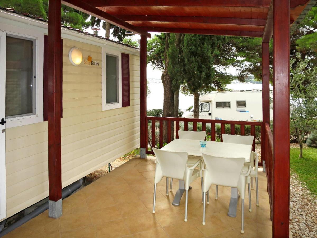 Holiday Home Camp Rozac - Tgr215 Trogir Dış mekan fotoğraf